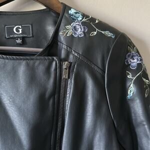 G BY GIULIANA FLORAL EMBROIDERED PU VEGAN LEATHER JACKET SIZE SMALL